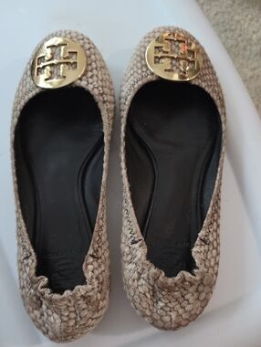 Tory Burch Woven Beige Ballet Flats with Gold Logo Medallion
